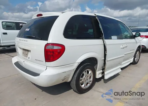 2002 Dodge Grand Caravan Sport z USA, uszkodzony, nr VIN 2B4GP44352R547194